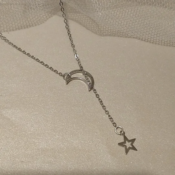 Silver Moon and Star "Y" Necklace! - Picture 4 of 4